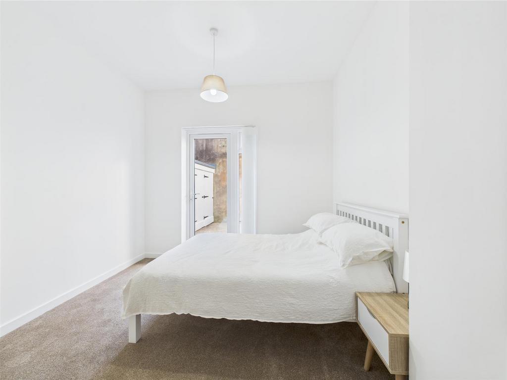 CAM04392 G0-PR0074-STILL005.jpg