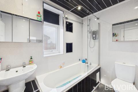 136 Whieldon Road, Stoke-on-trent, ST4 4JJ