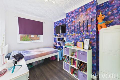 136 Whieldon Road, Stoke-on-trent, ST4 4JJ