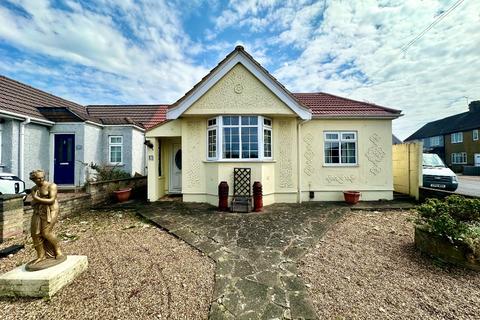 51 Court Avenue, Romford, RM3 0XS
