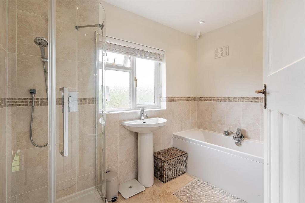 7 Marsh Lane-17 lo.jpg
