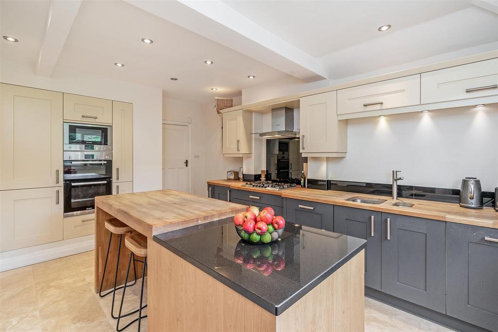 7 Marsh Lane-10 lo.jpg