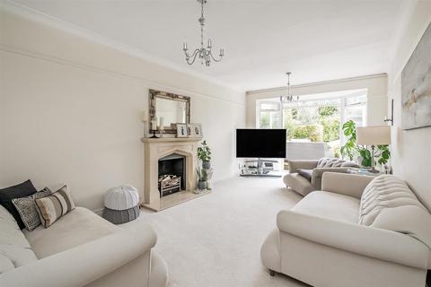 7 Marsh Lane, Solihull, B91 2PG