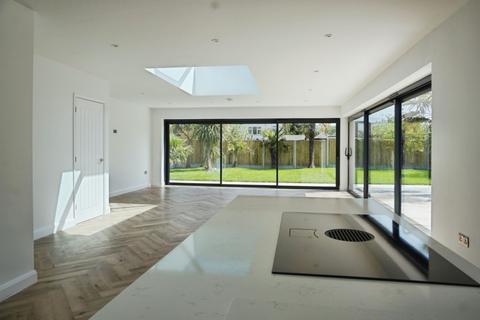 undefined, Dalmeny Avenue, Cliftonville, CT9