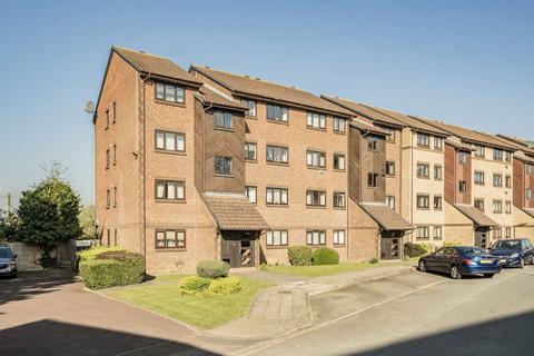 70 Wicket Road, Perivale, Greenford, UB6 8YJ