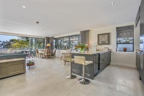 3 bedroom penthouse for sale, Banks Road, Sandbanks, Poole, Dorset, BH13