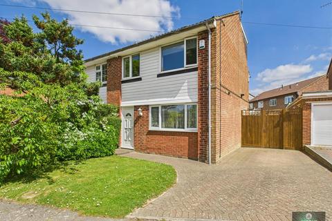 4 bedroom semi-detached house for sale, Reigate Close, Pound Hill RH10