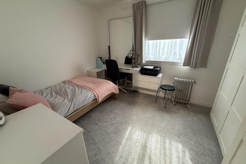2 bedroom flat to rent, Guardianswood, Edinburgh EH12