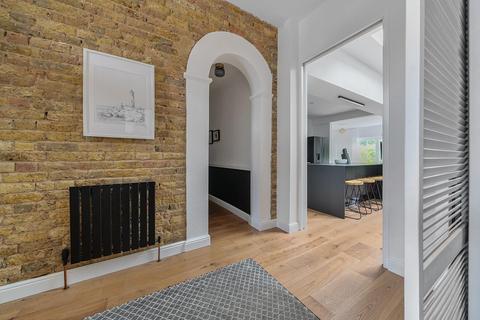 20 Canbury Avenue, Kingston Upon Thames, KT2 6JP
