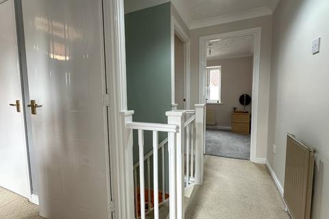 16 Bracken Drive, Attleborough, NR17 1TA