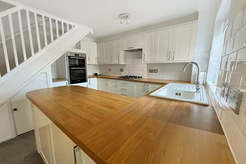 3 bedroom terraced house for sale, Wheatcroft Grove, Rainham, Gillingham, ME8
