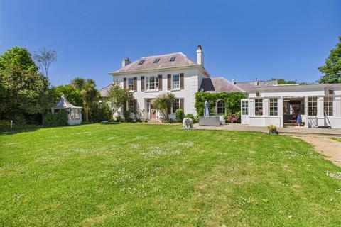 5 bedroom house for sale, Georgian Family Home With Home Office & Gym