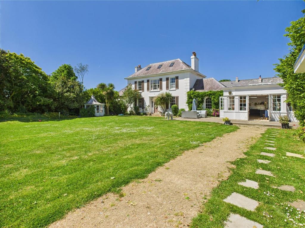 CAM04099 G0-PR0108-STILL004.jpg