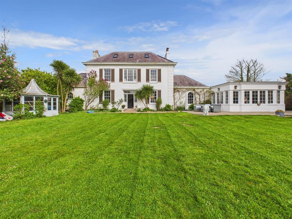 CAM04099 G0-PR0085-STILL028.jpg