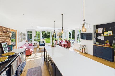 5 bedroom house for sale, Georgian Family Home With Home Office & Gym