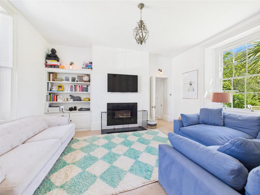 CAM04099 G0-PR0108-STILL020.jpg