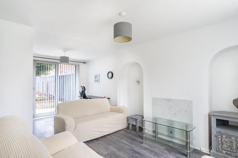 16 Bramham Grove, York, YO26 5BJ