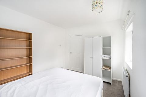 16 Bramham Grove, York, YO26 5BJ