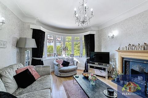 5 bedroom detached house for sale, Chester Avenue, Southport PR9