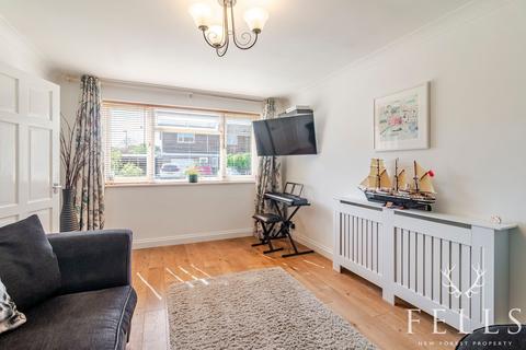 17 Alder Drive, Alderholt, Fordingbridge, SP6 3EP