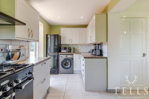 17 Alder Drive, Alderholt, Fordingbridge, SP6 3EP
