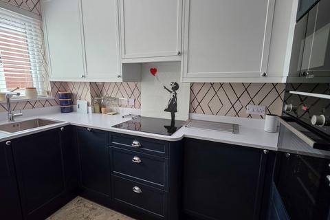 2 bedroom terraced house for sale, Jasmine Road, Rush Green, RM7