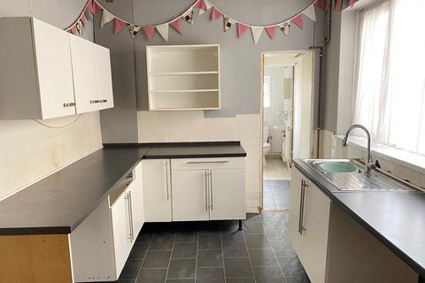 3 bedroom terraced house for sale, Williams Avenue, Resolven, Neath, Neath Port Talbot.