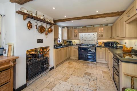 4 bedroom detached house for sale, Carisbrooke, Isle of Wight