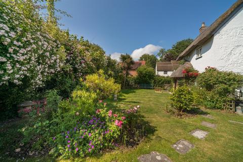4 bedroom detached house for sale, Carisbrooke, Isle of Wight