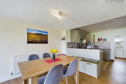22 Four Ways Drive, Chulmleigh, EX18 7AZ