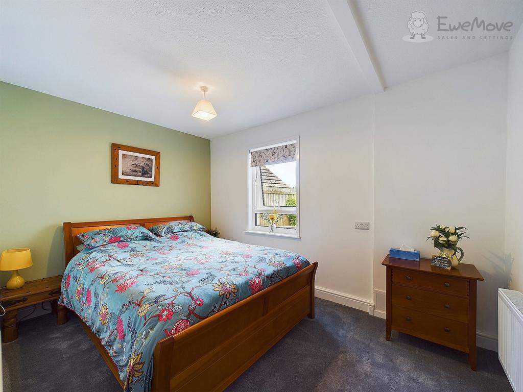 Ewe Move South Molton - Four Ways Drive - Bedroom 2