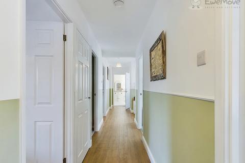 22 Four Ways Drive, Chulmleigh, EX18 7AZ