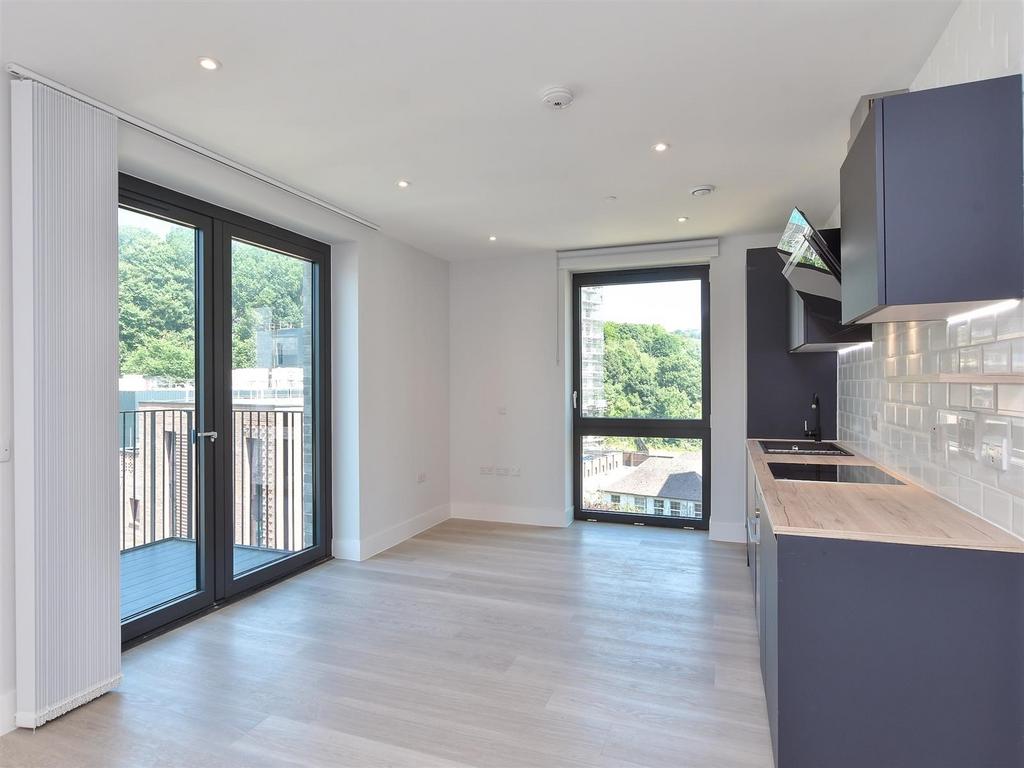 Kitchen / Diner/ Lounge