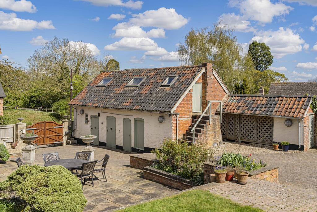 Outbuilding