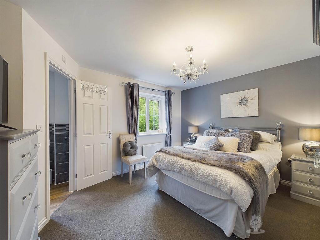 Ewe Move - Sycamore Drive - Bedroom 1