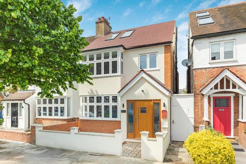 4 bedroom semi-detached house for sale, West Park Avenue, Richmond, TW9