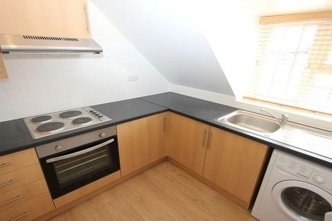 3 bedroom flat to rent, Maxwell House, Maxwell Road, Beaconsfield, HP9