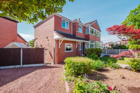 Ullswater Road, Flixton, Manchester, M41
