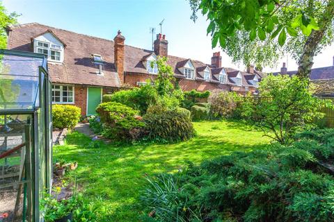 3 bedroom end of terrace house for sale, Bisham Village, Bisham SL7