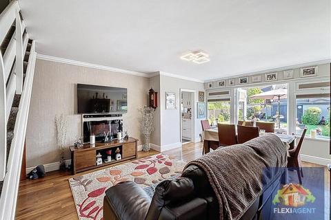 undefined, Southport, Lancashire PR8