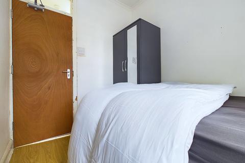 1 bedroom in a house share to rent, Room 5, Sarehole Road, Hall Green, B28