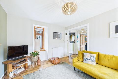 3 Lower Castleton, Glenlivet, Ballindalloch, AB37 9DE