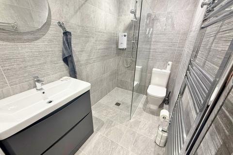 3 bedroom semi-detached bungalow for sale, Redriff Road, Romford, RM7