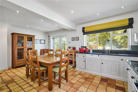 17a Heathfield, Leeds, LS16 6AQ