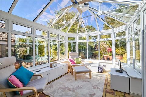 17a Heathfield, Leeds, LS16 6AQ