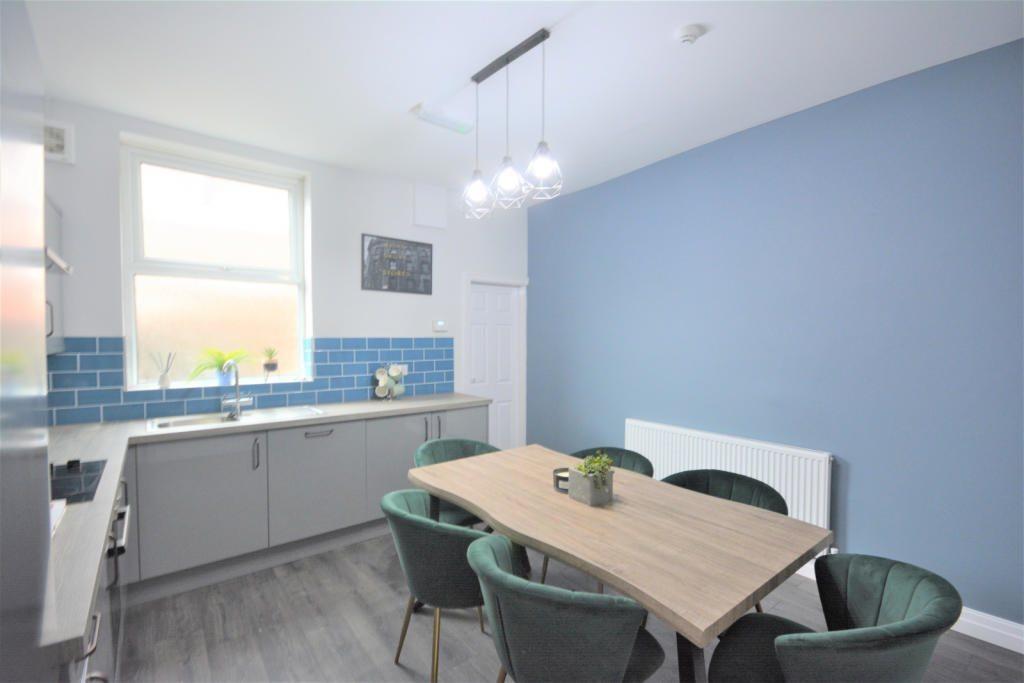 Kitchen Diner 1