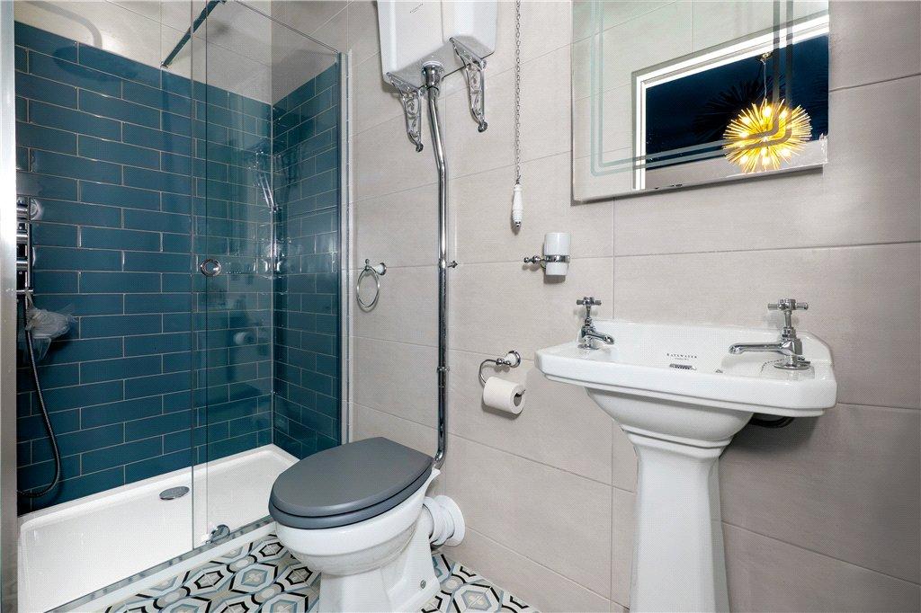 Ensuite