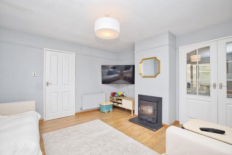10 Crown Gardens, Canterbury, CT2 8LQ