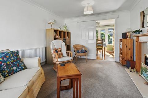 3 bedroom semi-detached house for sale, Springbank Avenue, Dunnington, York, YO19