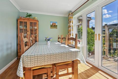 3 bedroom semi-detached house for sale, Springbank Avenue, Dunnington, York, YO19